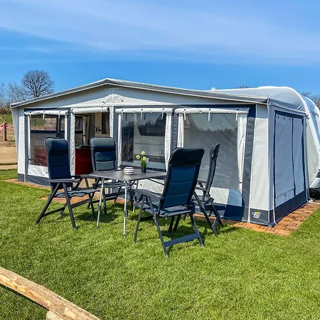 George Glamper Moin Vakantiehuis