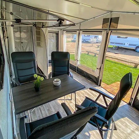 George Glamper Moin Ferienhaus Belau